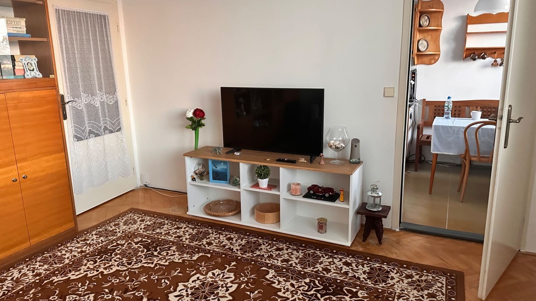 Pronájem bytu 3+1 68 m², Uzbecká, Brno, Jihomoravský kraj Pronájem bytu 3+1 68 m², Uzbecká, Brno, Jihomoravský kraj