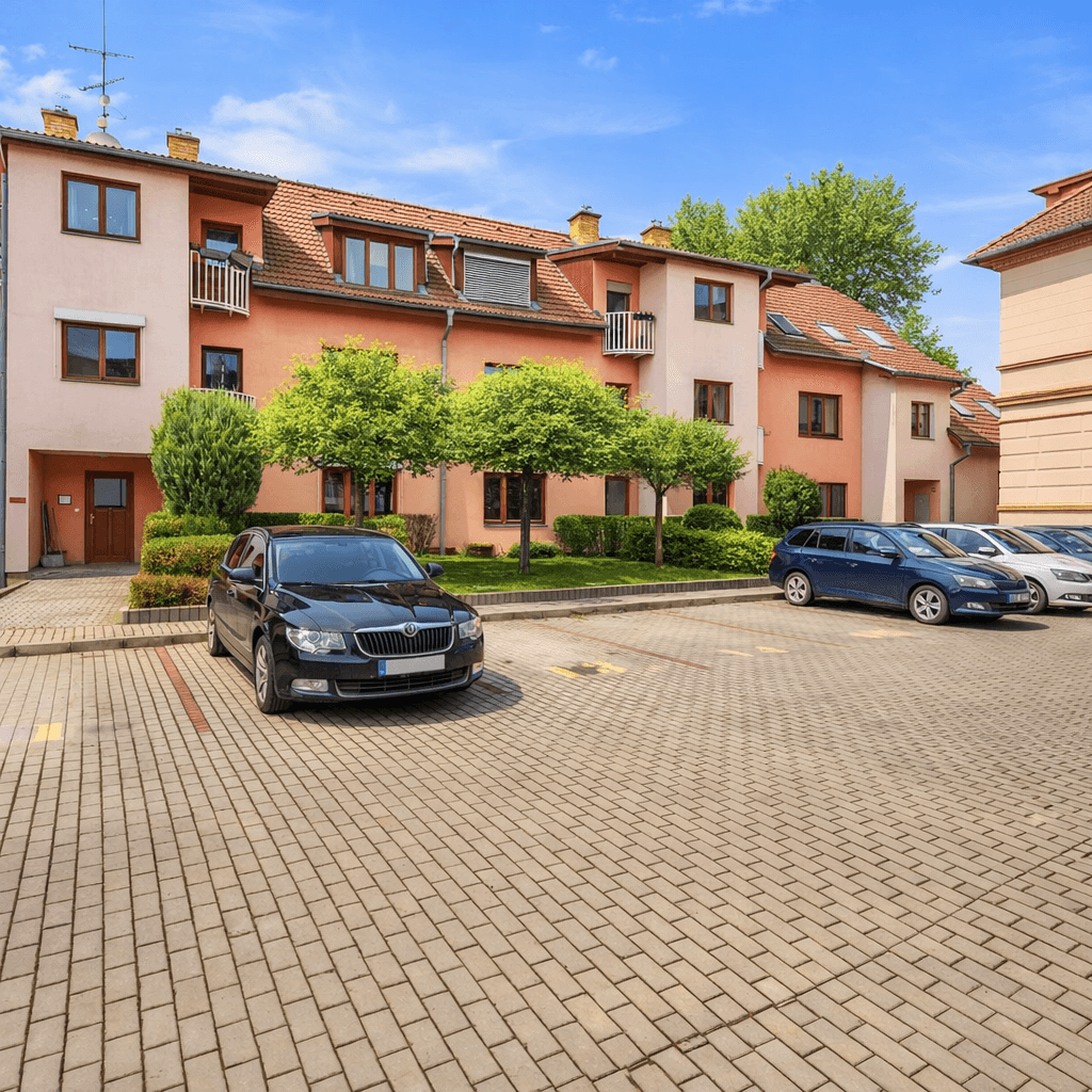 Pronájem bytu 3+kk 60 m², Politických vězňů, Horoměřice, Středočeský kraj Pronájem bytu 3+kk 60 m², Politických vězňů, Horoměřice, Středočeský kraj