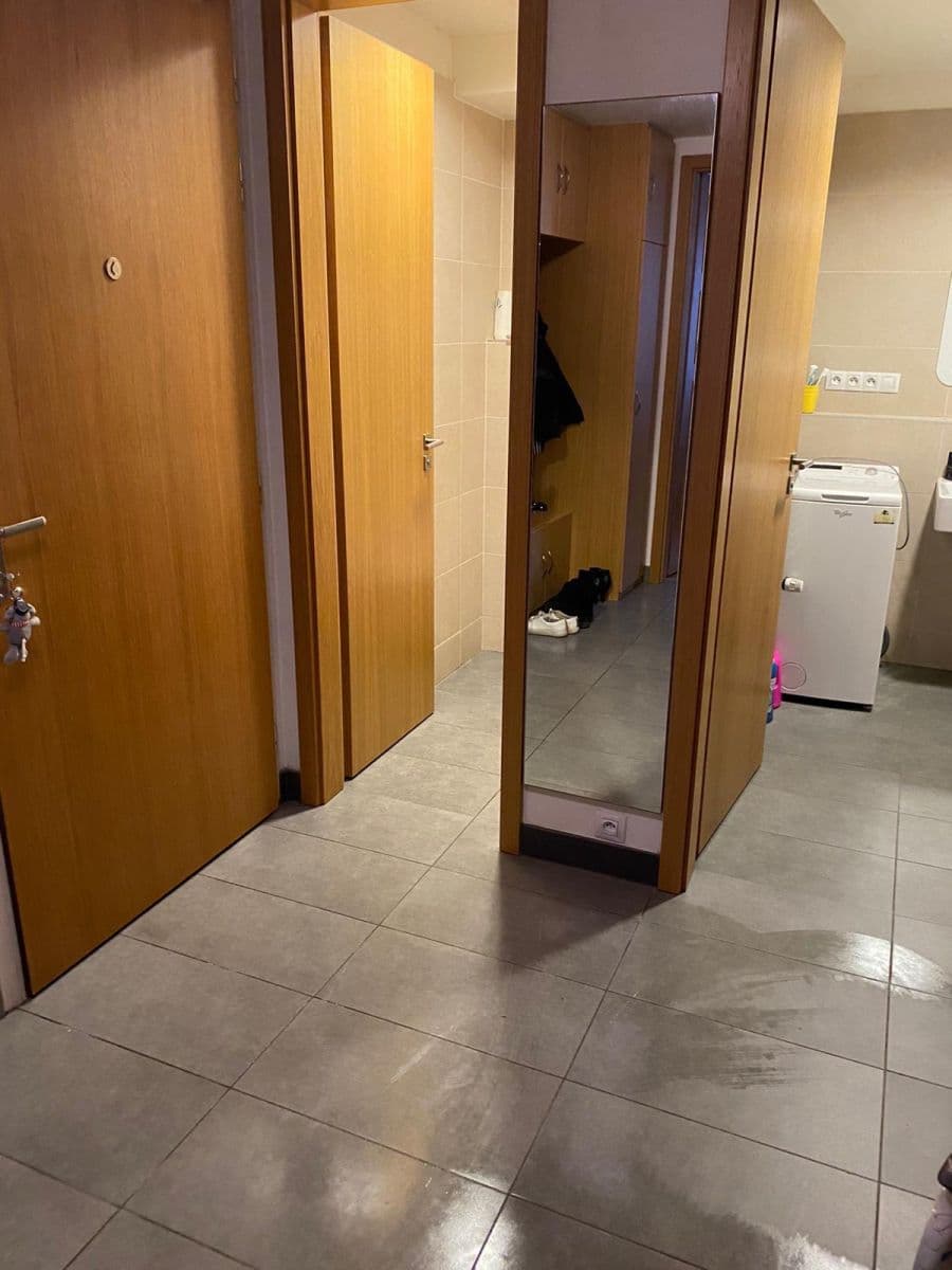 Pronájem bytu 2+kk 57 m², Komunardů, Praha, Praha Pronájem bytu 2+kk 57 m², Komunardů, Praha, Praha