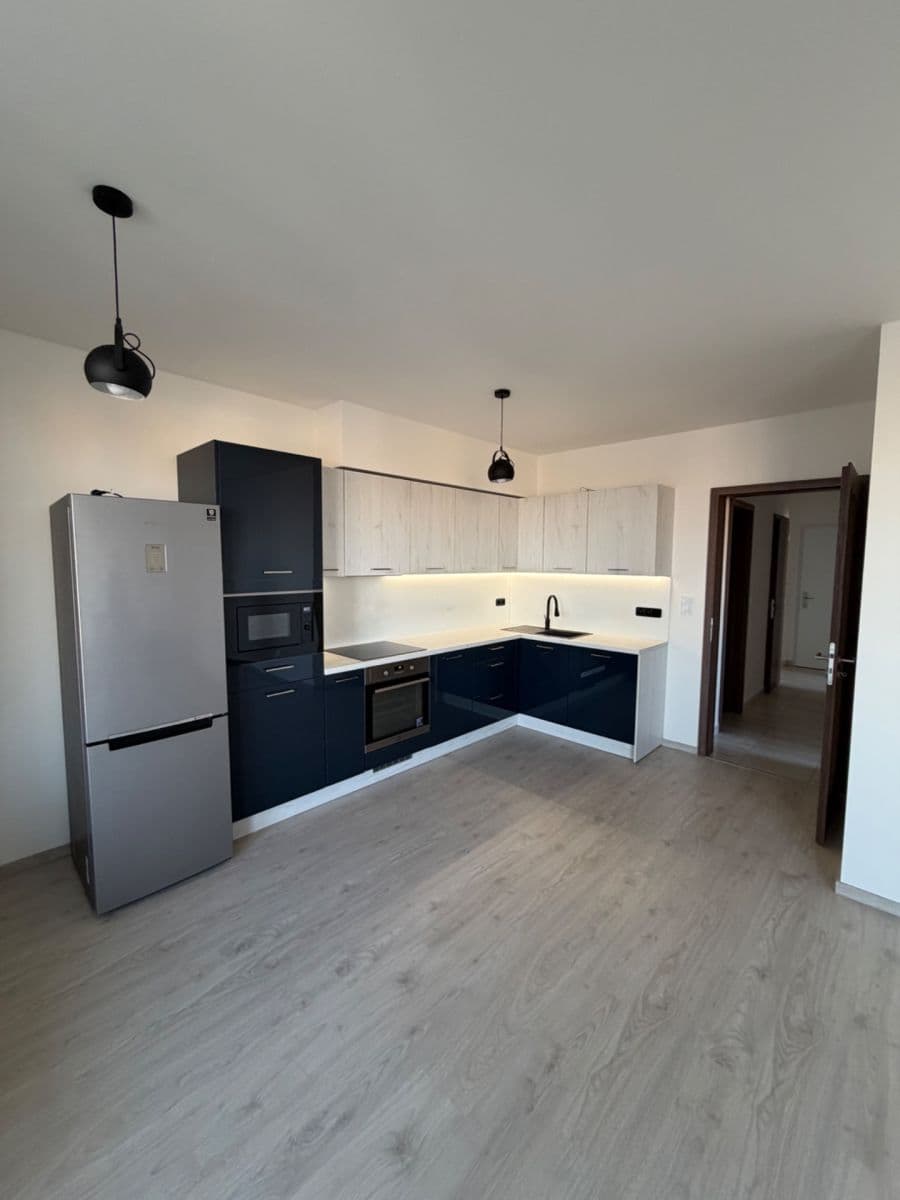 Pronájem bytu 3+kk 69 m², Zvěřinova, Praha, Praha Pronájem bytu 3+kk 69 m², Zvěřinova, Praha, Praha