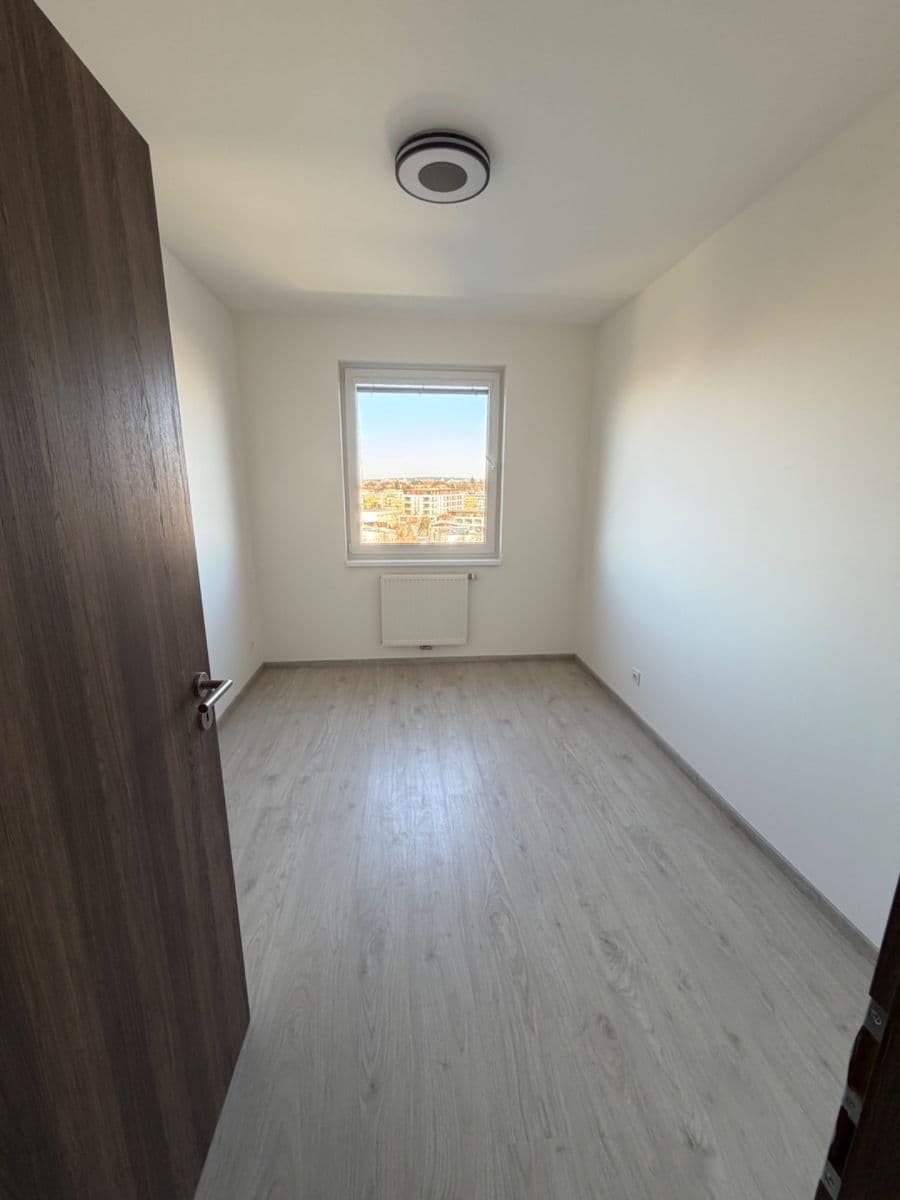 Pronájem bytu 3+kk 69 m², Zvěřinova, Praha, Praha Pronájem bytu 3+kk 69 m², Zvěřinova, Praha, Praha