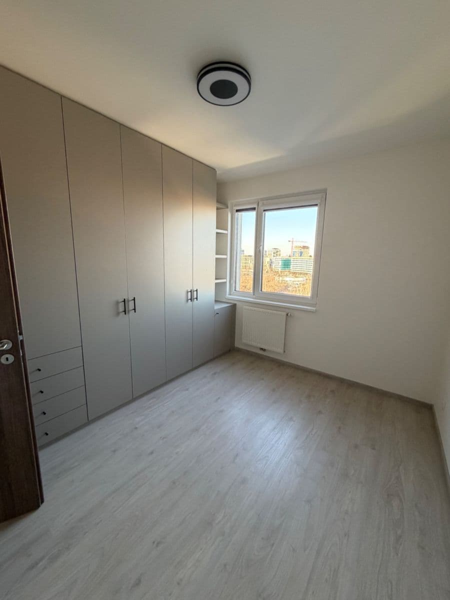 Pronájem bytu 3+kk 69 m², Zvěřinova, Praha, Praha Pronájem bytu 3+kk 69 m², Zvěřinova, Praha, Praha
