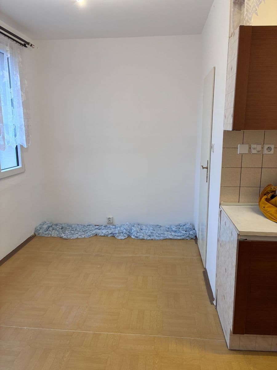 Pronájem bytu 2+1 65 m², Buzulucká, Tábor, Jihočeský kraj Pronájem bytu 2+1 65 m², Buzulucká, Tábor, Jihočeský kraj