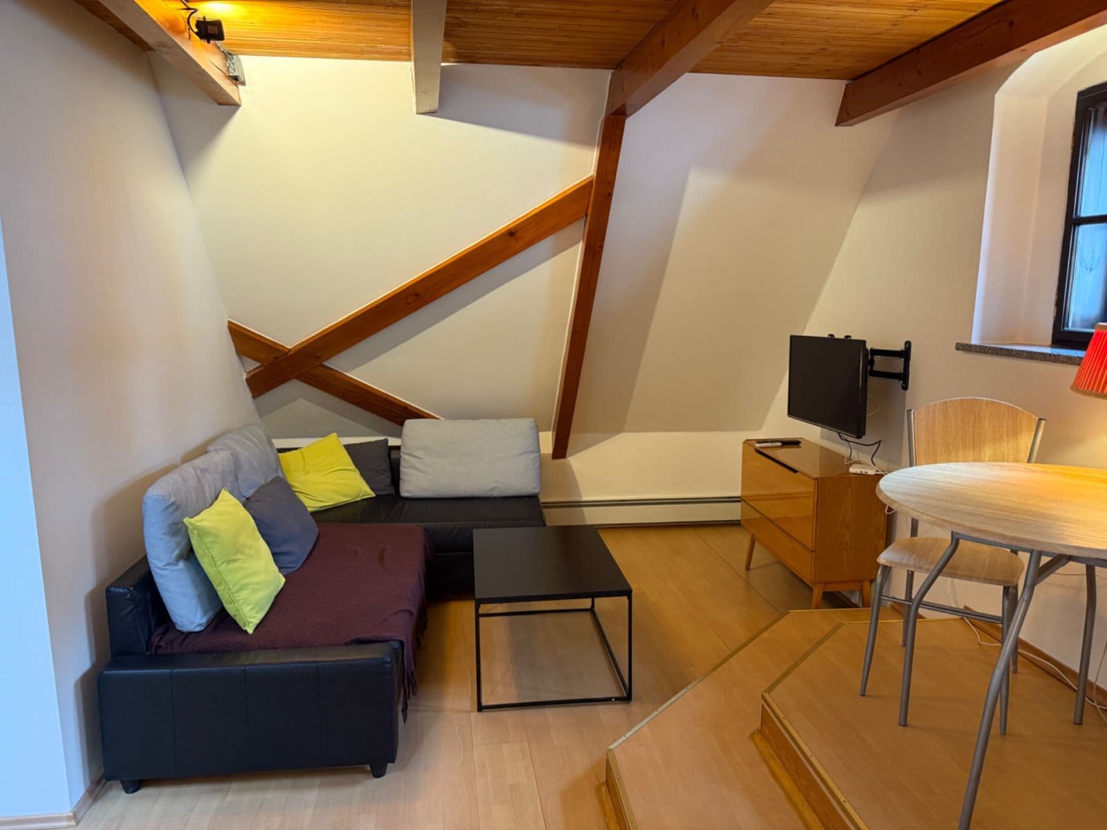 Pronájem bytu 4+kk 97 m², Soukenická, Český Krumlov, Jihočeský kraj Pronájem bytu 4+kk 97 m², Soukenická, Český Krumlov, Jihočeský kraj