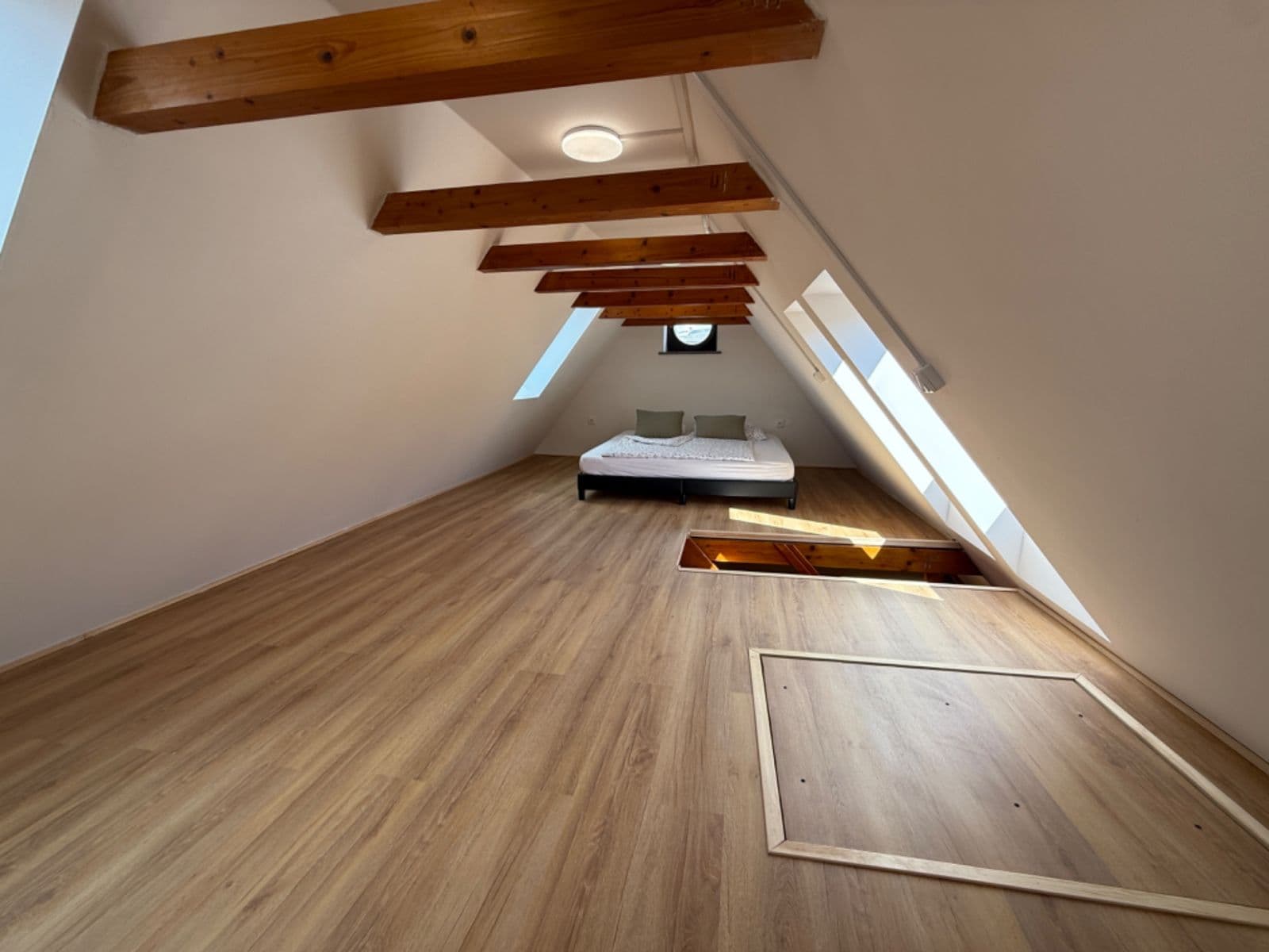 Pronájem bytu 4+kk 97 m², Soukenická, Český Krumlov, Jihočeský kraj Pronájem bytu 4+kk 97 m², Soukenická, Český Krumlov, Jihočeský kraj