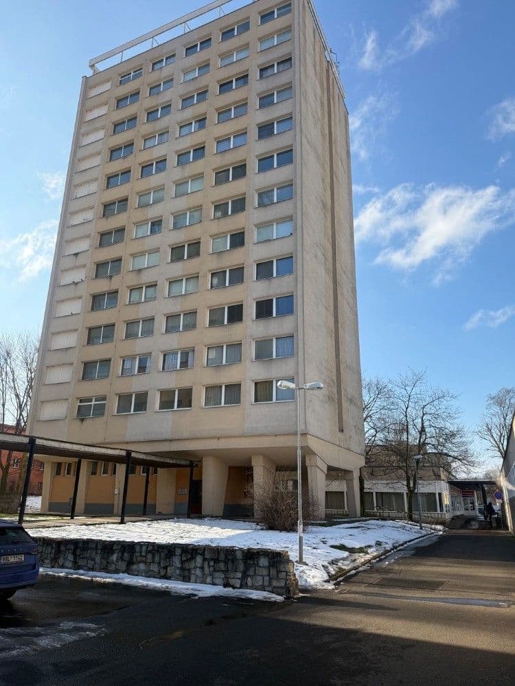 Prodej bytu 1+kk 21 m², Bratislavská, Teplice, Ústecký kraj Prodej bytu 1+kk 21 m², Bratislavská, Teplice, Ústecký kraj