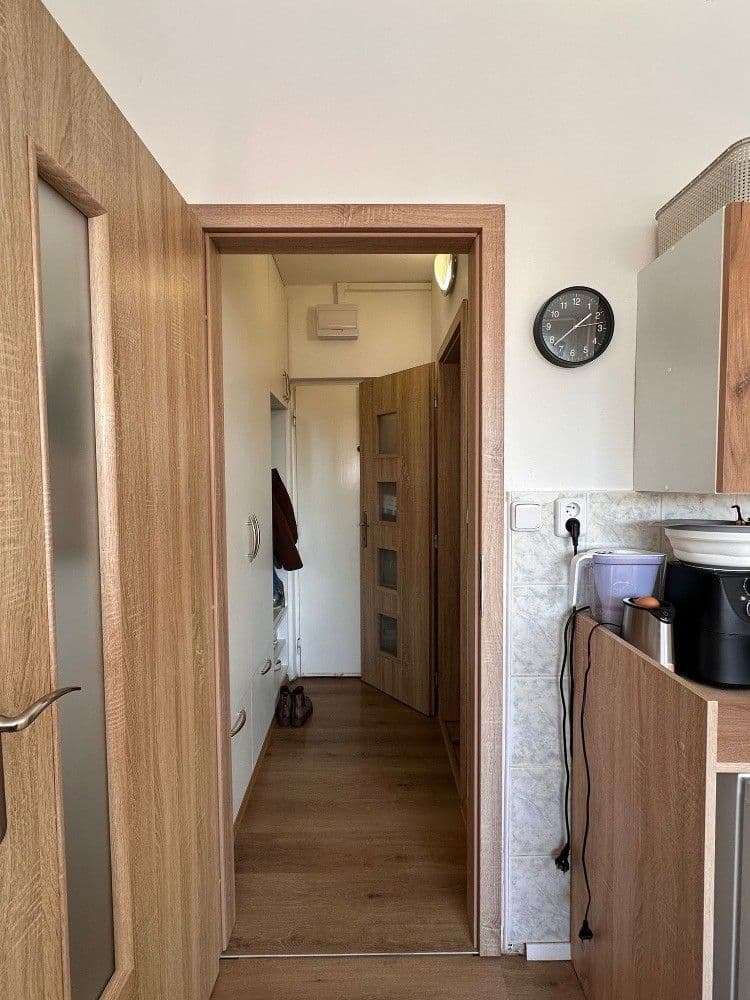 Prodej bytu 1+kk 21 m², Bratislavská, Teplice, Ústecký kraj Prodej bytu 1+kk 21 m², Bratislavská, Teplice, Ústecký kraj