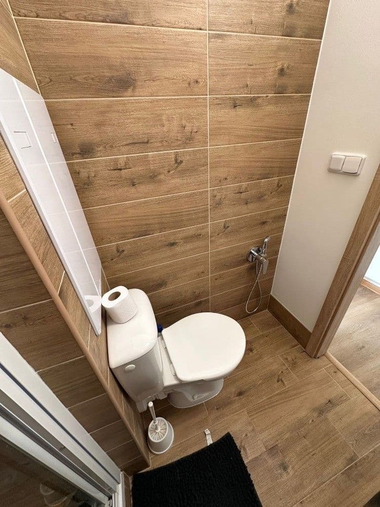 Prodej bytu 1+kk 21 m², Bratislavská, Teplice, Ústecký kraj Prodej bytu 1+kk 21 m², Bratislavská, Teplice, Ústecký kraj