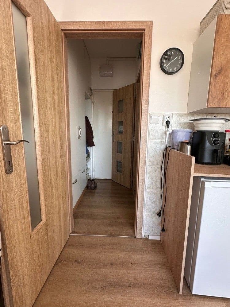 Prodej bytu 1+kk 21 m², Bratislavská, Teplice, Ústecký kraj Prodej bytu 1+kk 21 m², Bratislavská, Teplice, Ústecký kraj