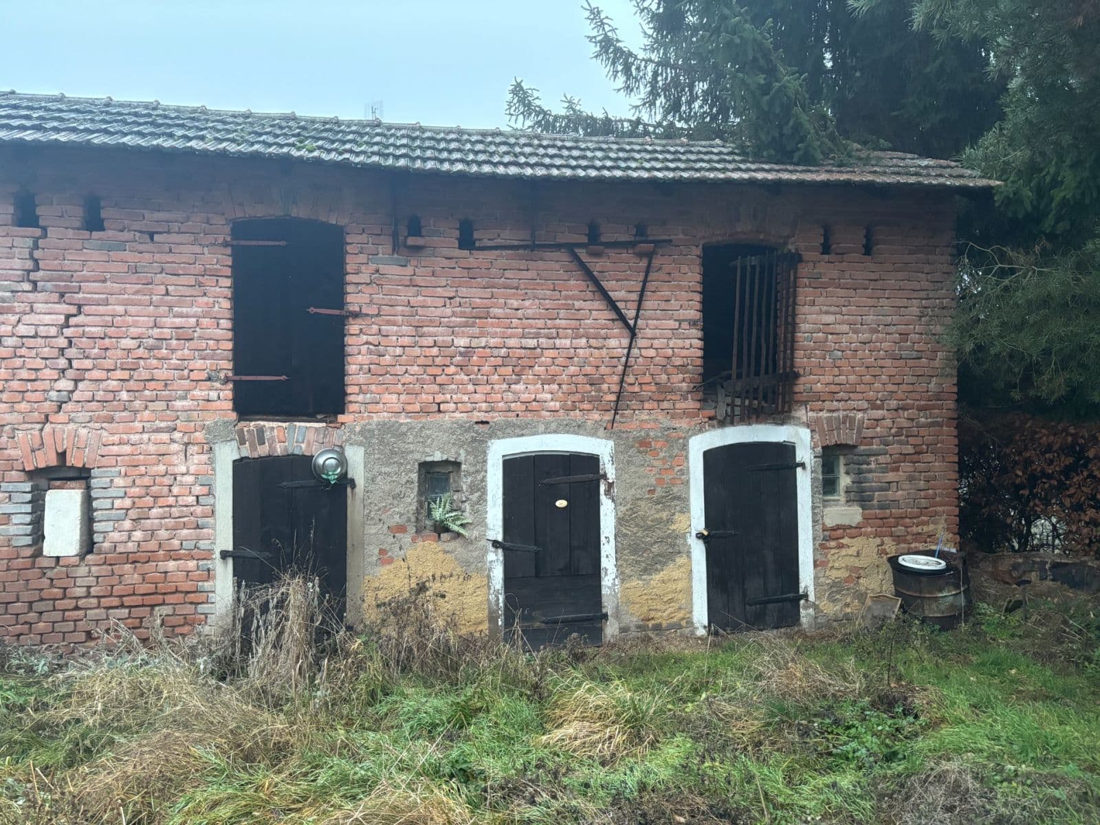 Prodej chaty, chalupy 70 m², pozemek 622 m², Petrovice, Středočeský kraj Prodej chaty, chalupy 70 m², pozemek 622 m², Petrovice, Středočeský kraj