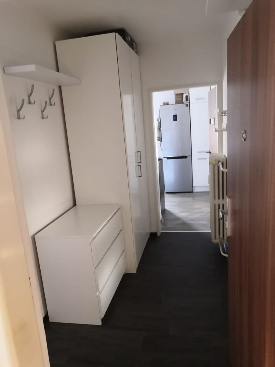 Pronájem bytu 2+1 52 m², Vrchlického, Jihlava, Kraj Vysočina Pronájem bytu 2+1 52 m², Vrchlického, Jihlava, Kraj Vysočina