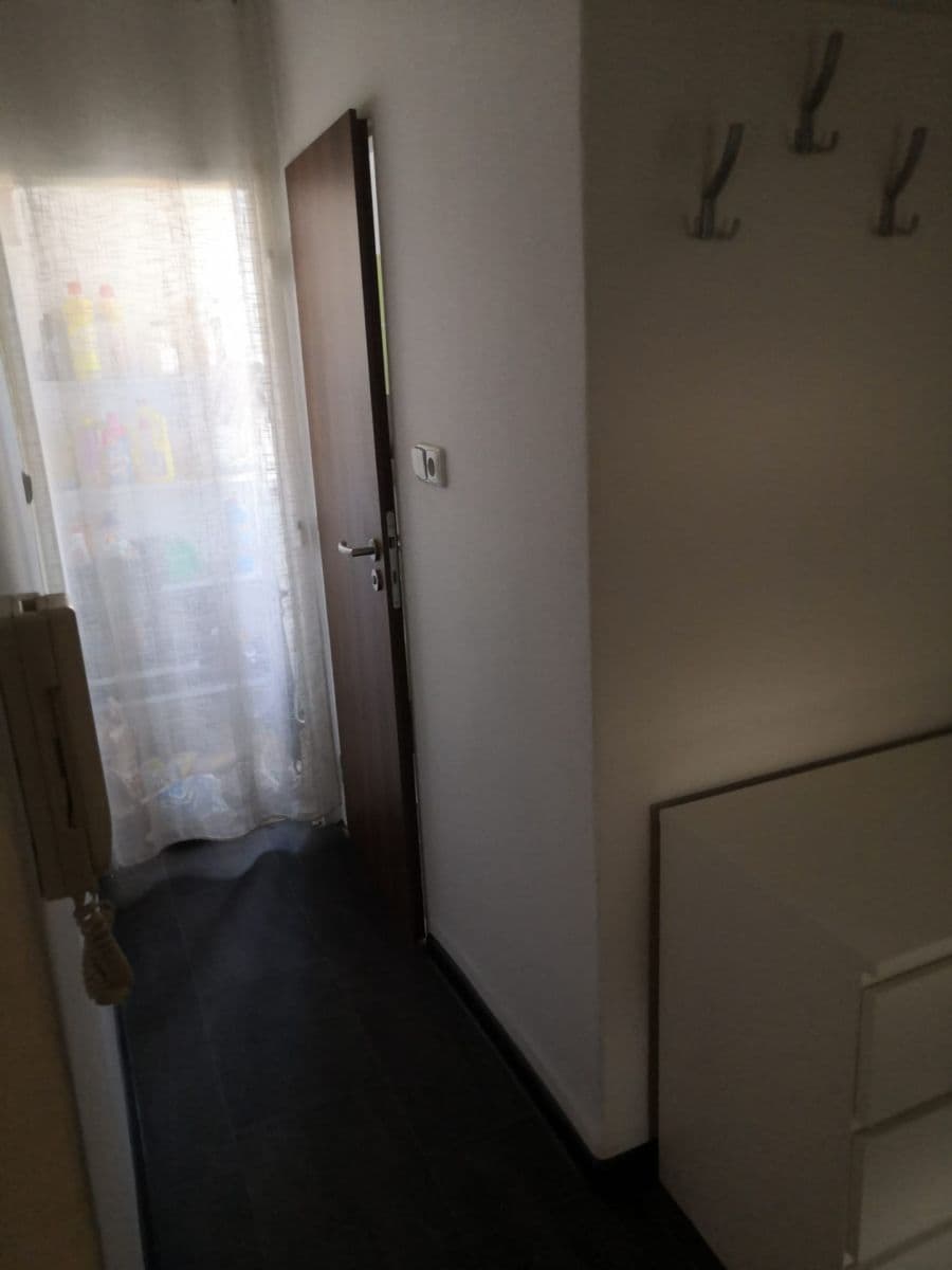 Pronájem bytu 2+1 52 m², Vrchlického, Jihlava, Kraj Vysočina Pronájem bytu 2+1 52 m², Vrchlického, Jihlava, Kraj Vysočina