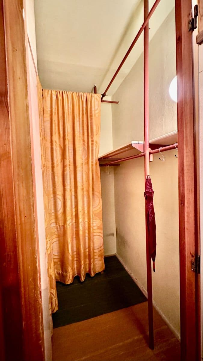 Prodej bytu 2+1 70 m², Lidická třída, České Budějovice, Jihočeský kraj Prodej bytu 2+1 70 m², Lidická třída, České Budějovice, Jihočeský kraj