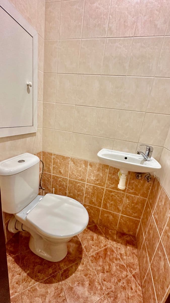 Prodej bytu 2+1 70 m², Lidická třída, České Budějovice, Jihočeský kraj Prodej bytu 2+1 70 m², Lidická třída, České Budějovice, Jihočeský kraj