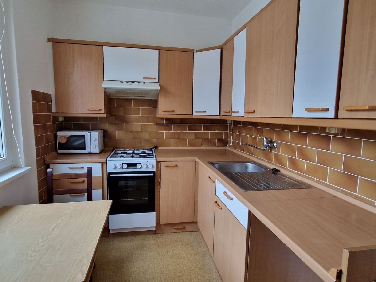 Pronájem bytu 2+1 56 m², Na Petřinách, Praha, Praha Pronájem bytu 2+1 56 m², Na Petřinách, Praha, Praha