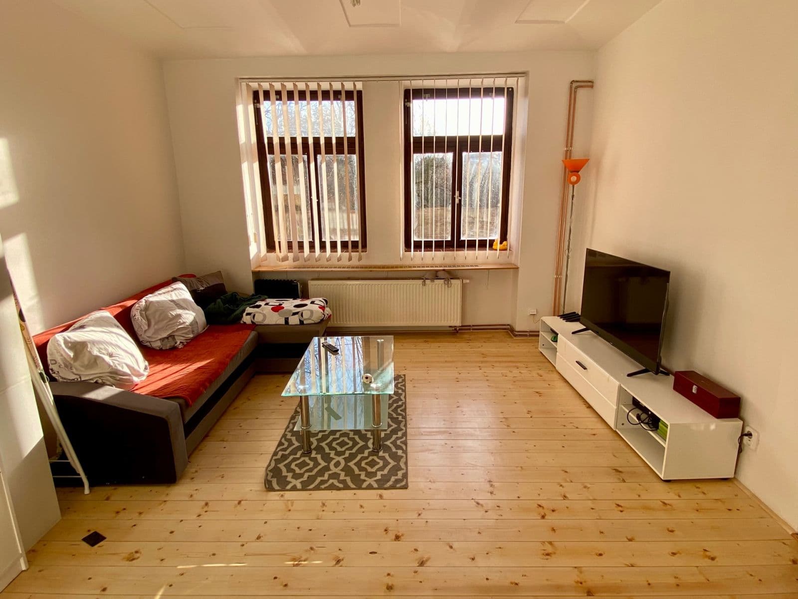 Pronájem bytu 2+1 55 m², Husova, Zlonice, Středočeský kraj Pronájem bytu 2+1 55 m², Husova, Zlonice, Středočeský kraj