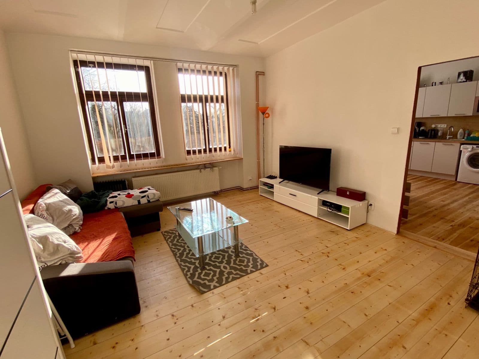 Pronájem bytu 2+1 55 m², Husova, Zlonice, Středočeský kraj Pronájem bytu 2+1 55 m², Husova, Zlonice, Středočeský kraj