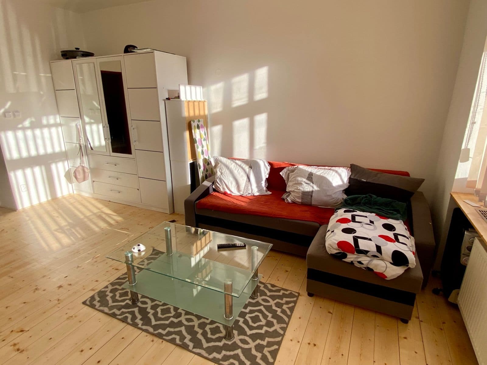 Pronájem bytu 2+1 55 m², Husova, Zlonice, Středočeský kraj Pronájem bytu 2+1 55 m², Husova, Zlonice, Středočeský kraj