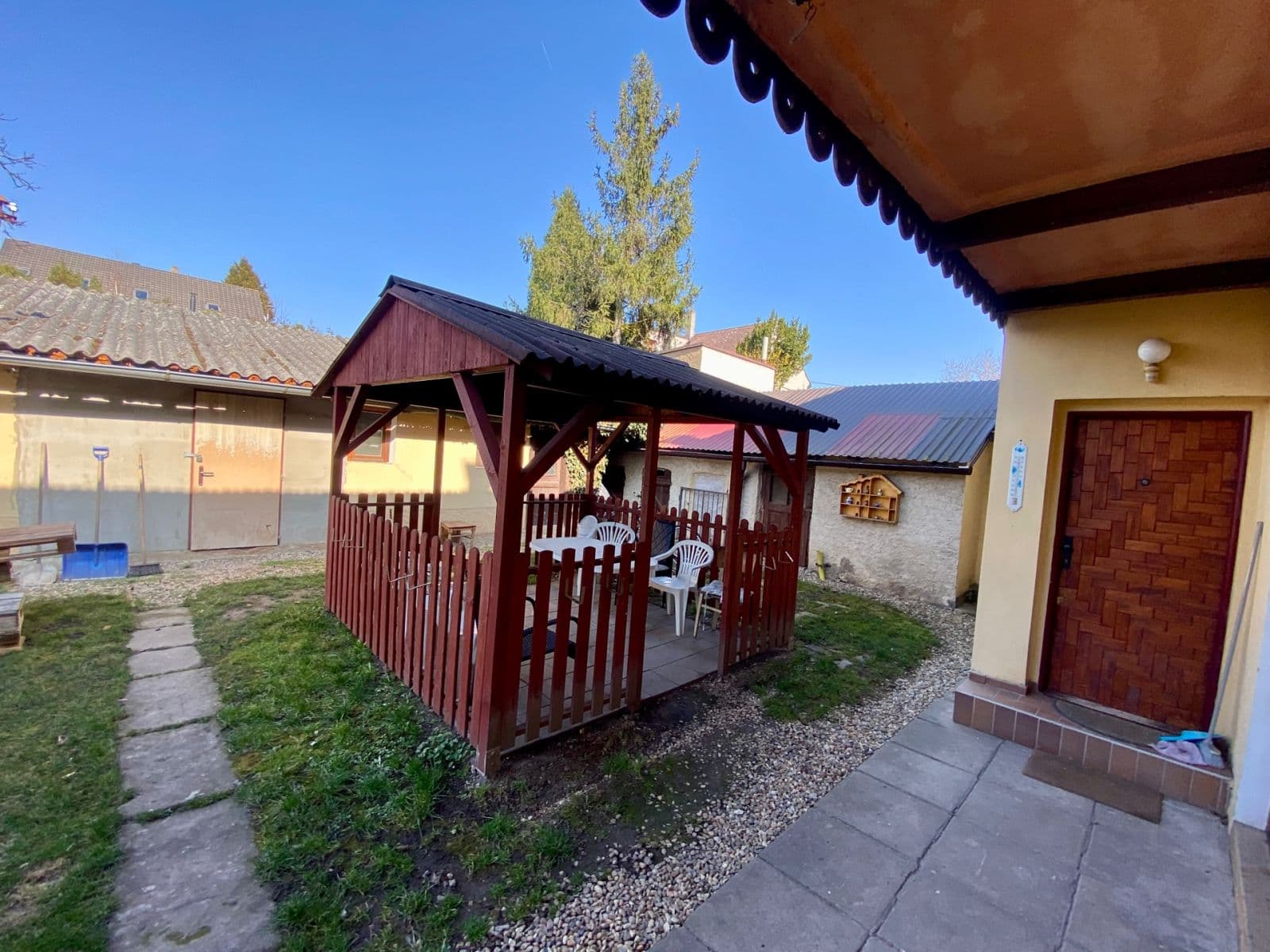 Pronájem bytu 2+1 55 m², Husova, Zlonice, Středočeský kraj Pronájem bytu 2+1 55 m², Husova, Zlonice, Středočeský kraj