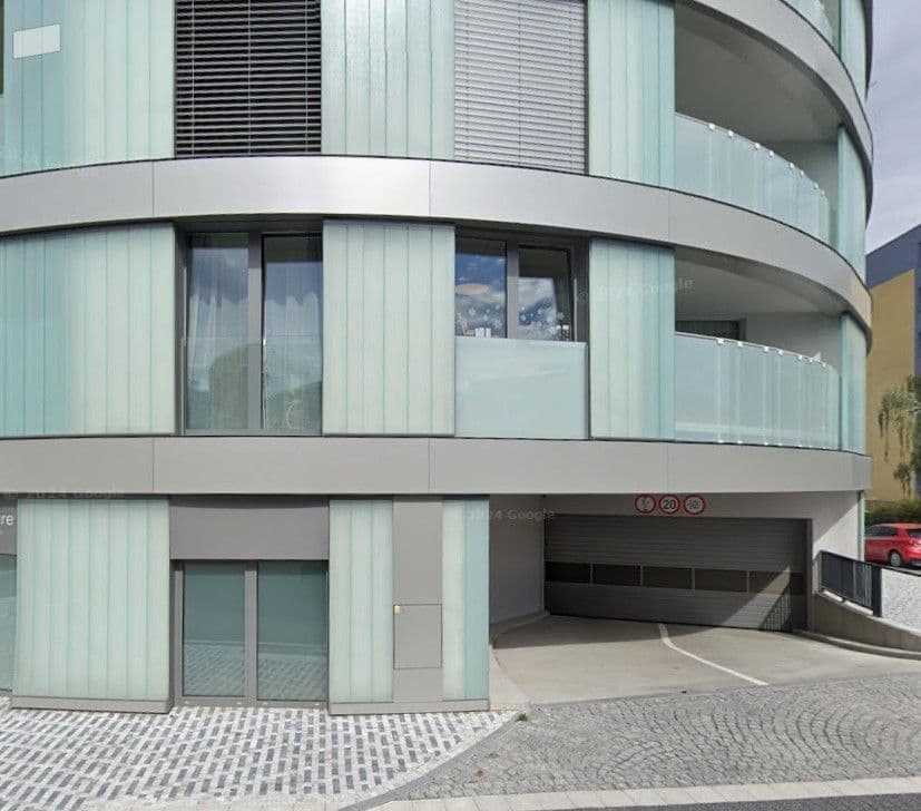 Pronájem garáže 12 m², Hodonínská, Praha, Praha Pronájem garáže 12 m², Hodonínská, Praha, Praha