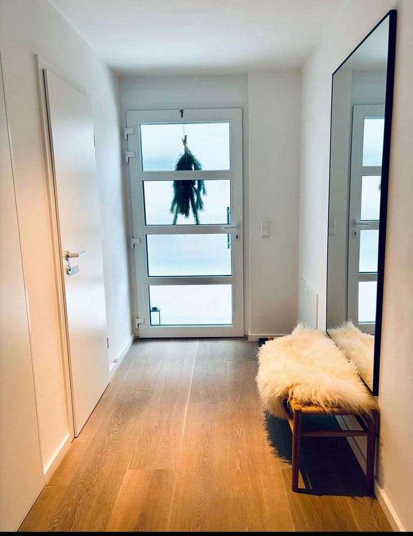 Prodej domu 155 m², pozemek 352 m², Rottenburg am Neckar, Bádensko-Württembersko Prodej domu 155 m², pozemek 352 m², Rottenburg am Neckar, Bádensko-Württembersko