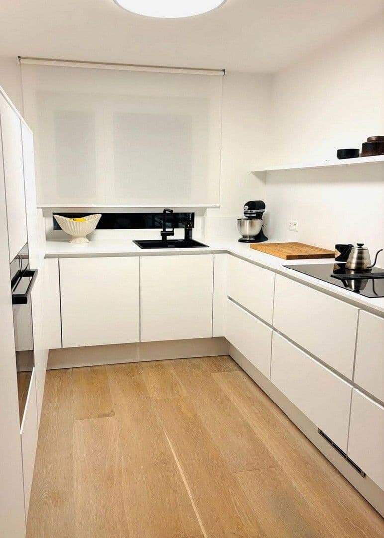 Prodej domu 155 m², pozemek 352 m², Rottenburg am Neckar, Bádensko-Württembersko Prodej domu 155 m², pozemek 352 m², Rottenburg am Neckar, Bádensko-Württembersko