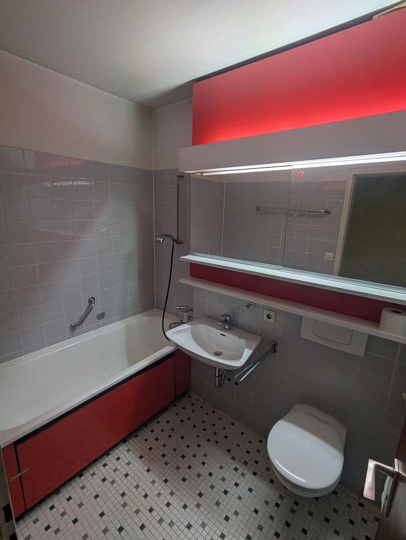 Prodej bytu 5+1 119 m², Fritz-Berne-Straße 48, München, Bavorsko Prodej bytu 5+1 119 m², Fritz-Berne-Straße 48, München, Bavorsko