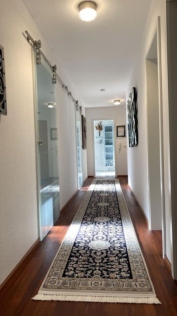 Pronájem bytu 3+1 94 m², Marburg, Hessen Pronájem bytu 3+1 94 m², Marburg, Hessen