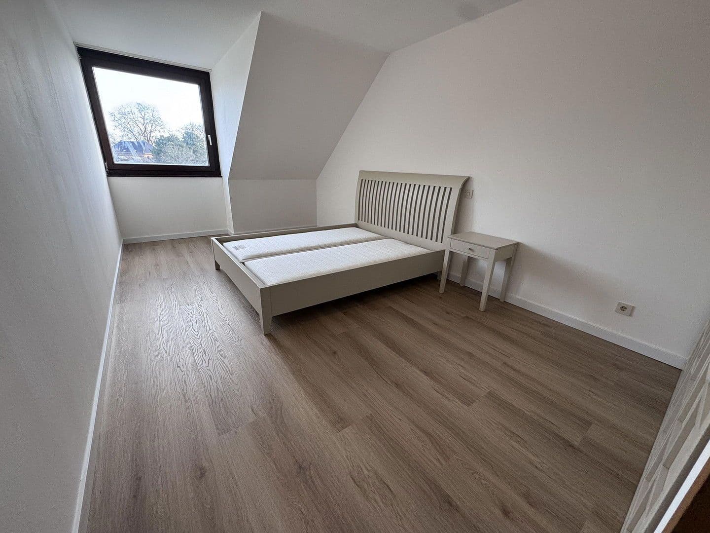 Pronájem bytu 2+1 75 m², Köln, Severní Porýní-Vestfálsko Pronájem bytu 2+1 75 m², Köln, Severní Porýní-Vestfálsko