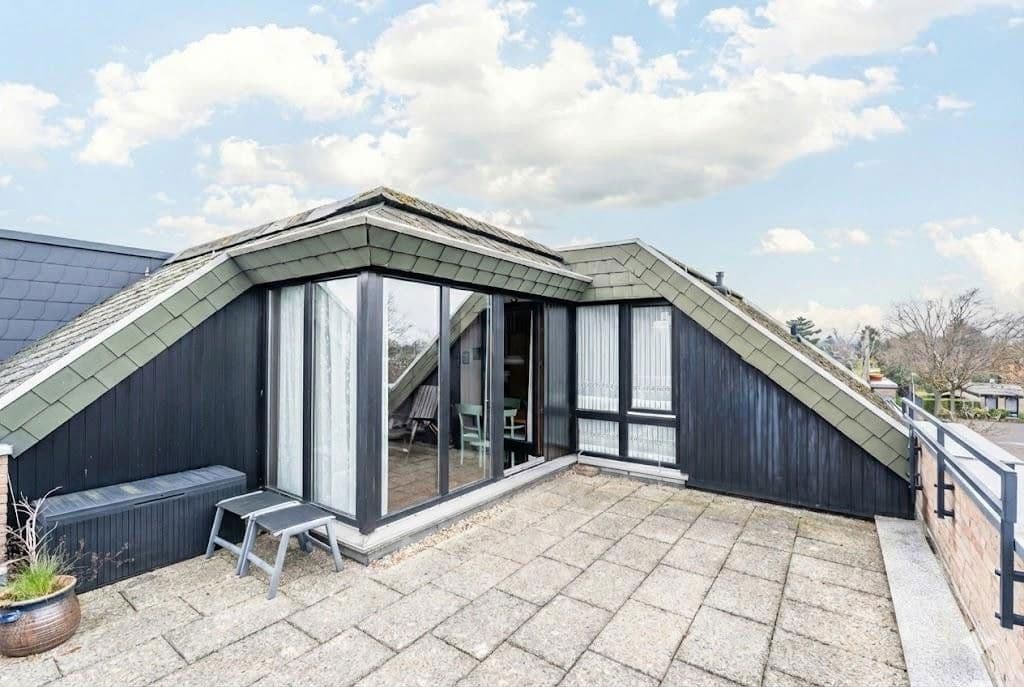 Pronájem bytu 2+1 75 m², Köln, Severní Porýní-Vestfálsko Pronájem bytu 2+1 75 m², Köln, Severní Porýní-Vestfálsko