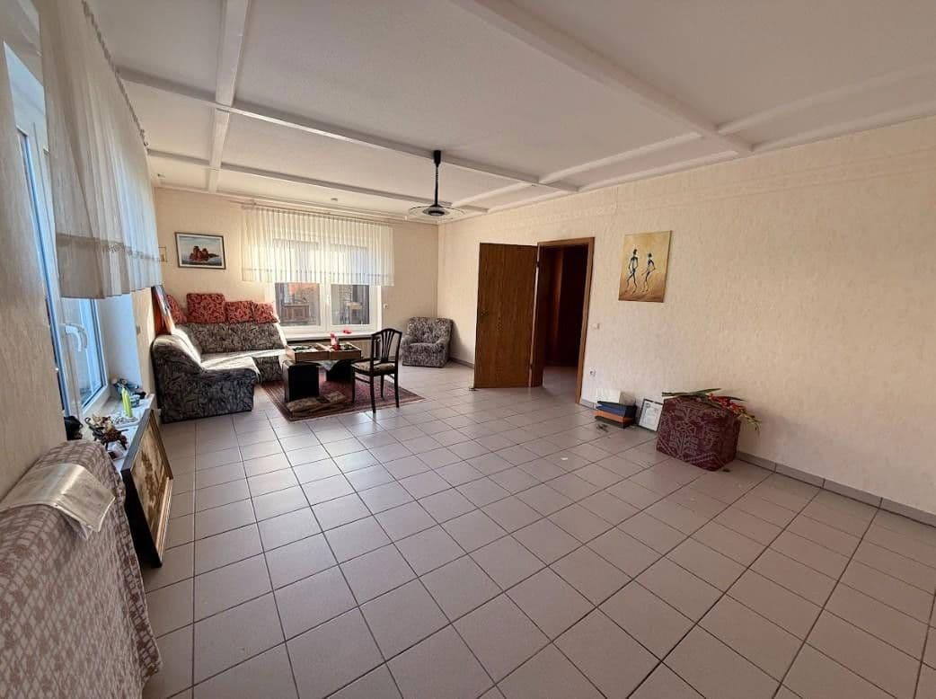 Prodej domu 152 m², pozemek 889 m², Niersenbruchstraße 94, Kamp-Lintfort, Severní Porýní-Vestfálsko Prodej domu 152 m², pozemek 889 m², Niersenbruchstraße 94, Kamp-Lintfort, Severní Porýní-Vestfálsko