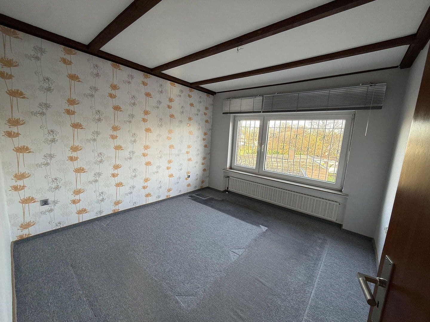 Prodej domu 152 m², pozemek 889 m², Niersenbruchstraße 94, Kamp-Lintfort, Severní Porýní-Vestfálsko Prodej domu 152 m², pozemek 889 m², Niersenbruchstraße 94, Kamp-Lintfort, Severní Porýní-Vestfálsko