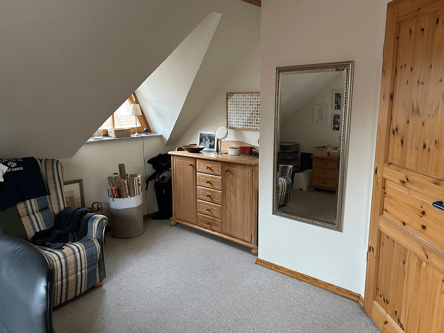 Prodej domu 268 m², pozemek 670 m², Sehnde, Dolní Sasko Prodej domu 268 m², pozemek 670 m², Sehnde, Dolní Sasko