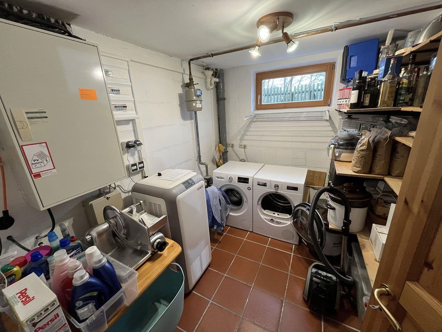 Prodej domu 268 m², pozemek 670 m², Sehnde, Dolní Sasko Prodej domu 268 m², pozemek 670 m², Sehnde, Dolní Sasko