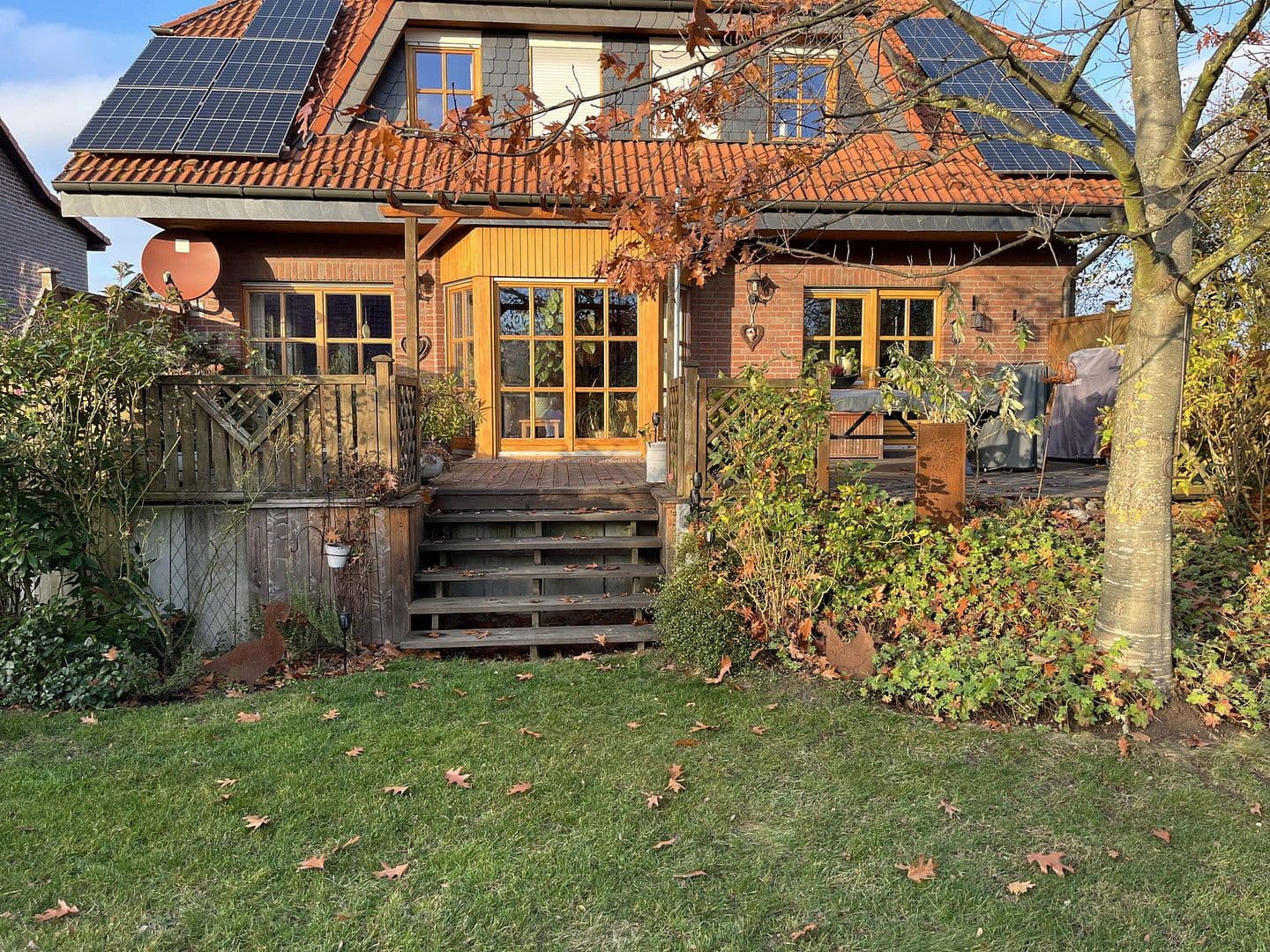 Prodej domu 268 m², pozemek 670 m², Sehnde, Dolní Sasko Prodej domu 268 m², pozemek 670 m², Sehnde, Dolní Sasko