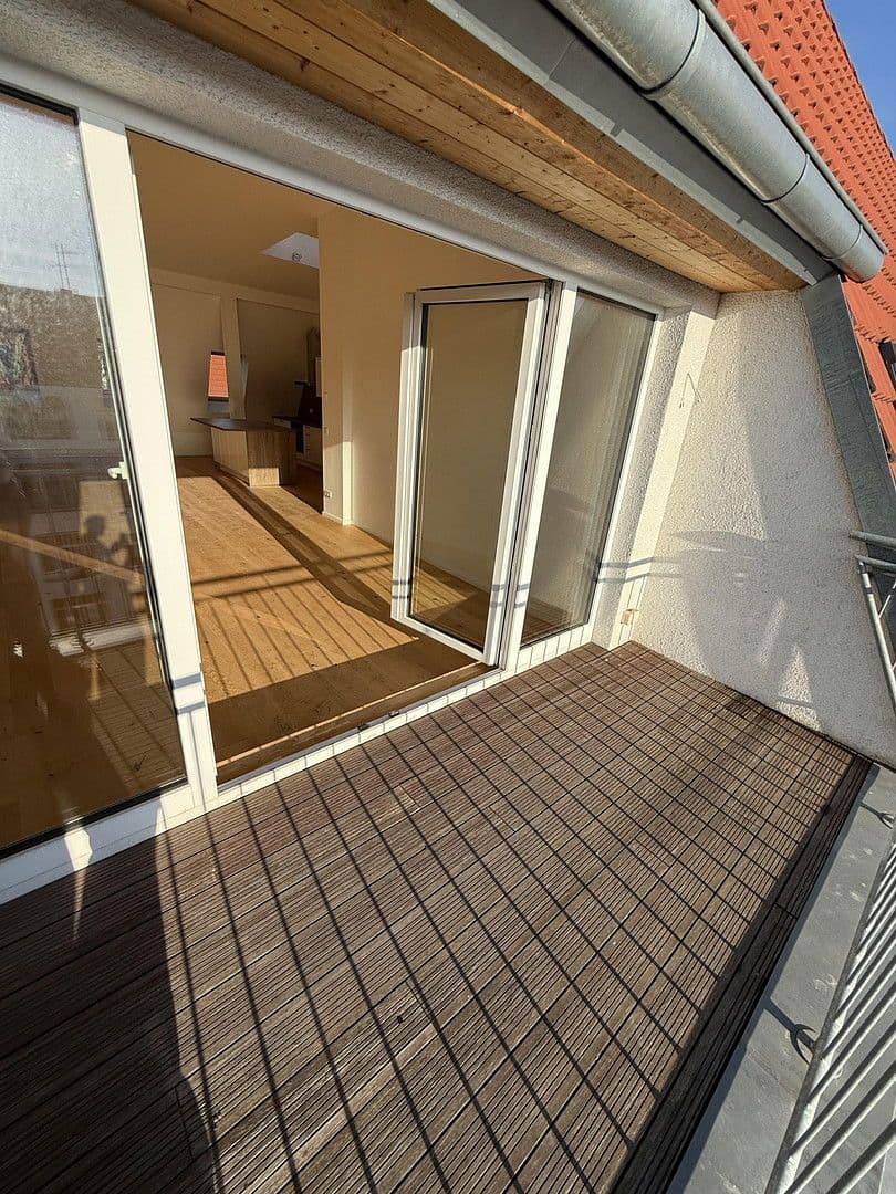 Pronájem bytu 2+1 79 m², Detmolder Straße, Berlin, Berlín Pronájem bytu 2+1 79 m², Detmolder Straße, Berlin, Berlín