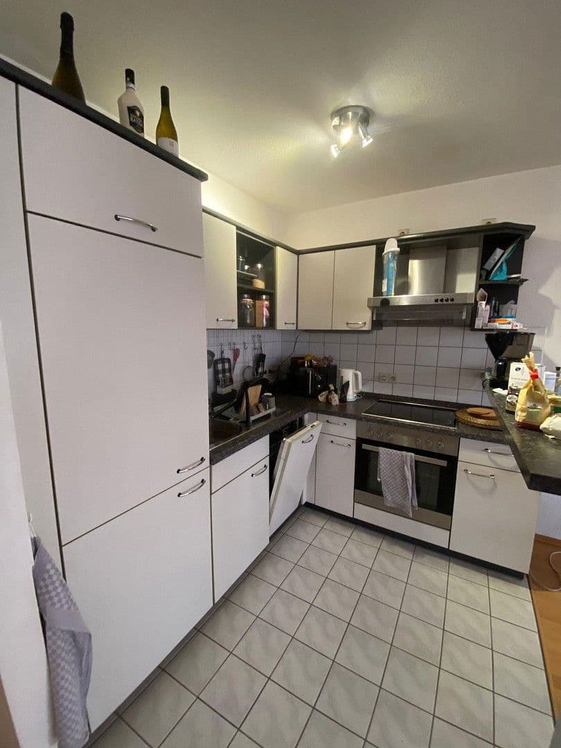 Pronájem bytu 2+1 56 m², Unterer Mühlweg 9, Reutlingen, Bádensko-Württembersko Pronájem bytu 2+1 56 m², Unterer Mühlweg 9, Reutlingen, Bádensko-Württembersko