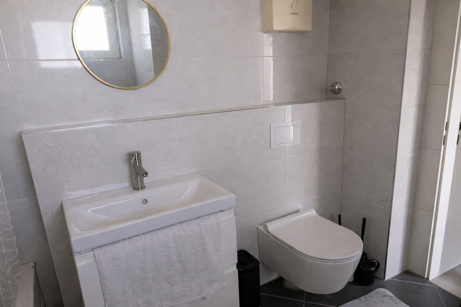 Prodej bytu 5+1 110 m², am Wald 67b, Düsseldorf, Severní Porýní-Vestfálsko Prodej bytu 5+1 110 m², am Wald 67b, Düsseldorf, Severní Porýní-Vestfálsko