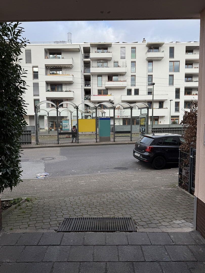 Pronájem bytu 1+1 27 m², Triftstr. 51, Frankfurt am Main, Hessen Pronájem bytu 1+1 27 m², Triftstr. 51, Frankfurt am Main, Hessen