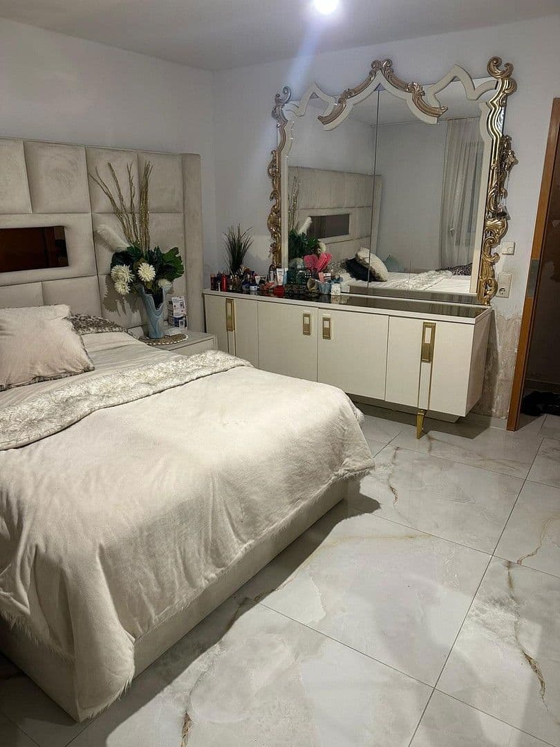 Prodej bytu 4+1 125 m², Rennbaumstr.57, Leverkusen, Severní Porýní-Vestfálsko Prodej bytu 4+1 125 m², Rennbaumstr.57, Leverkusen, Severní Porýní-Vestfálsko