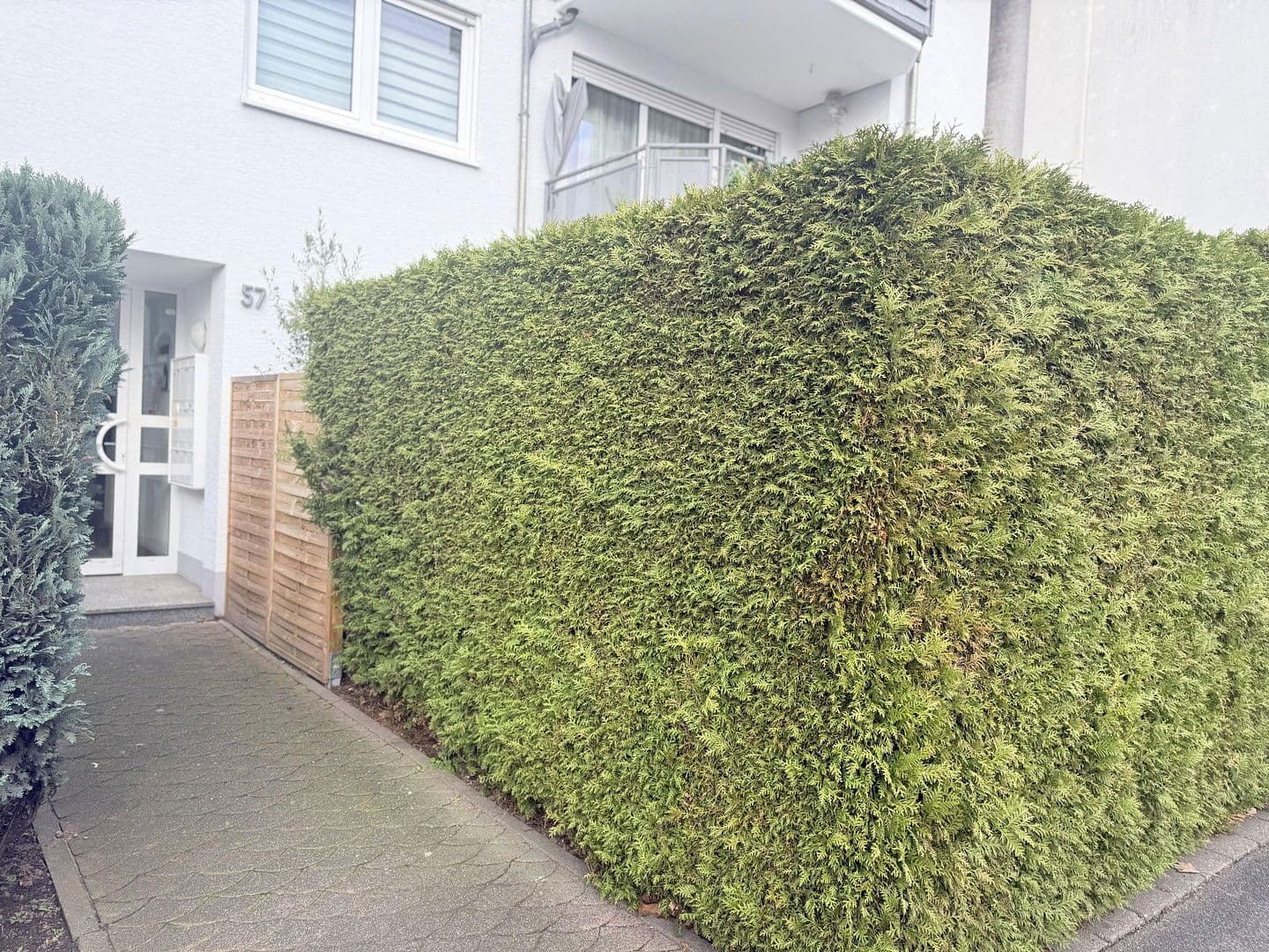 Prodej bytu 4+1 125 m², Rennbaumstr.57, Leverkusen, Severní Porýní-Vestfálsko Prodej bytu 4+1 125 m², Rennbaumstr.57, Leverkusen, Severní Porýní-Vestfálsko