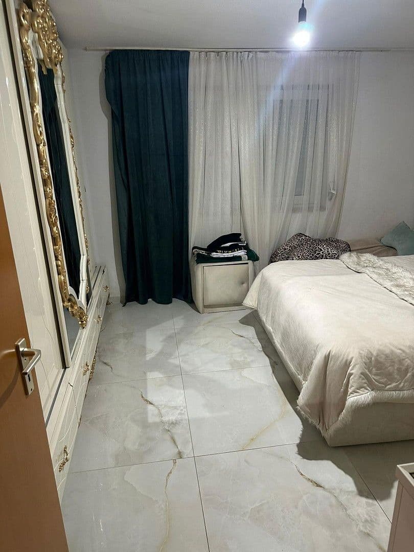 Prodej bytu 4+1 125 m², Rennbaumstr.57, Leverkusen, Severní Porýní-Vestfálsko Prodej bytu 4+1 125 m², Rennbaumstr.57, Leverkusen, Severní Porýní-Vestfálsko