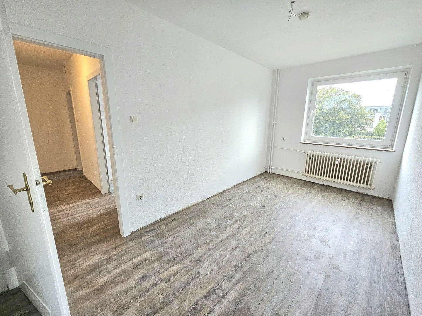 Pronájem bytu 3+1 58 m², Babenhauser Str. 43, Bielefeld, Severní Porýní-Vestfálsko Pronájem bytu 3+1 58 m², Babenhauser Str. 43, Bielefeld, Severní Porýní-Vestfálsko