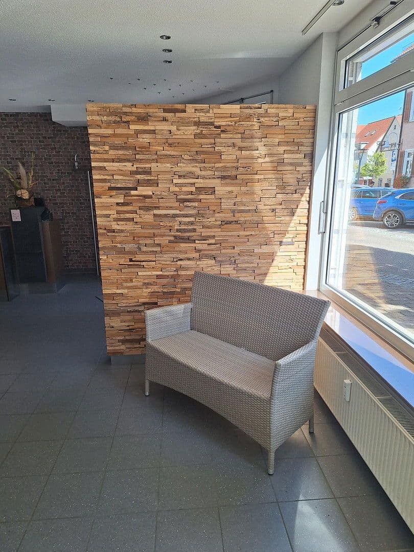 Prodej nebytového prostoru 172 m², Rutesheim, Bádensko-Württembersko Prodej nebytového prostoru 172 m², Rutesheim, Bádensko-Württembersko