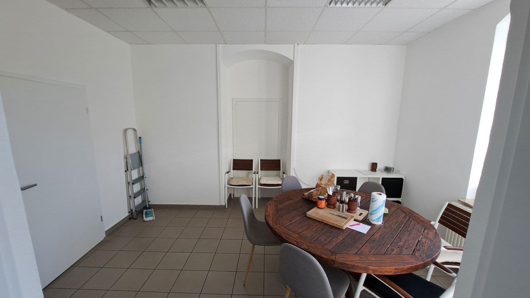 Pronájem kanceláře 105 m², Dohnaer Straße 217, Dresden, Sasko Pronájem kanceláře 105 m², Dohnaer Straße 217, Dresden, Sasko