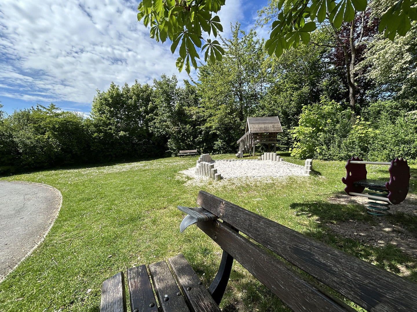 Prodej domu 122 m², pozemek 268 m², Tilsiter Straße 24, Bovenden, Dolní Sasko Prodej domu 122 m², pozemek 268 m², Tilsiter Straße 24, Bovenden, Dolní Sasko