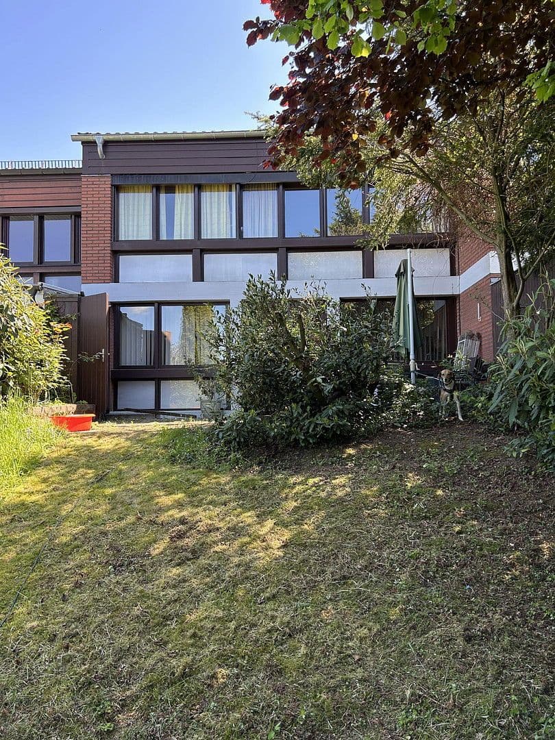 Prodej domu 122 m², pozemek 268 m², Tilsiter Straße 24, Bovenden, Dolní Sasko Prodej domu 122 m², pozemek 268 m², Tilsiter Straße 24, Bovenden, Dolní Sasko