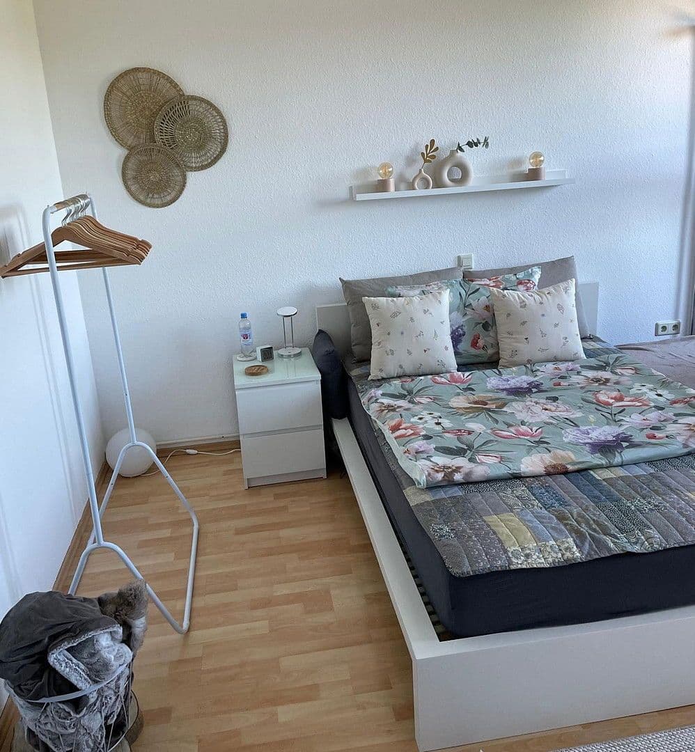 Pronájem bytu 2+1 90 m², Walter-Hallstein-Straße 14, Gifhorn, Dolní Sasko Pronájem bytu 2+1 90 m², Walter-Hallstein-Straße 14, Gifhorn, Dolní Sasko