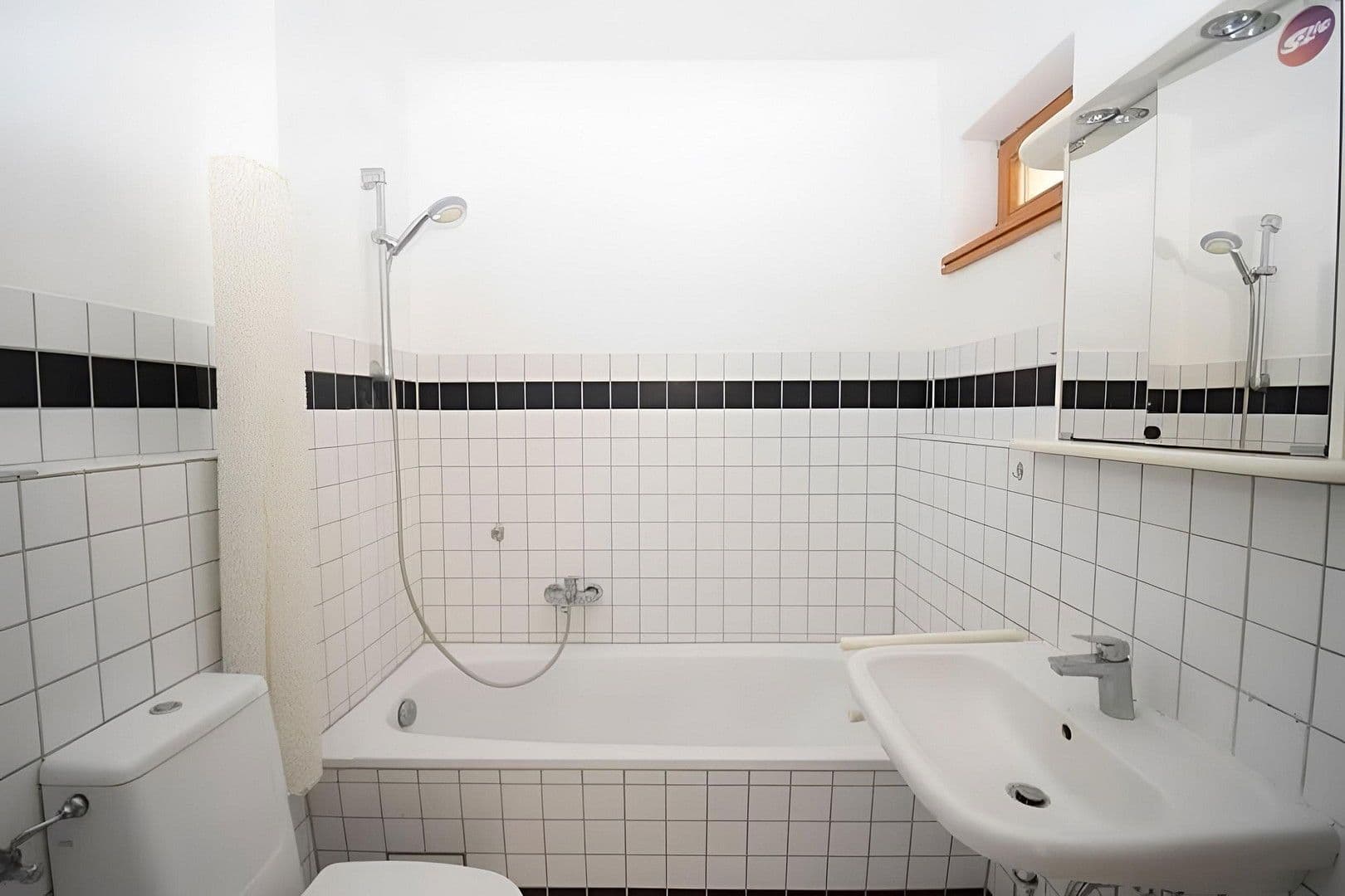 Pronájem bytu 2+1 90 m², Walter-Hallstein-Straße 14, Gifhorn, Dolní Sasko Pronájem bytu 2+1 90 m², Walter-Hallstein-Straße 14, Gifhorn, Dolní Sasko