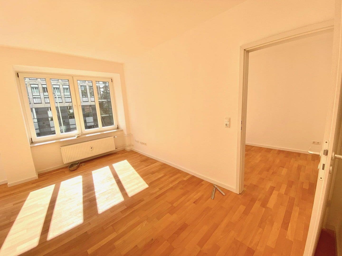 Pronájem bytu 3+1 70 m², Bockenheimerlandstrasse 83, Frankfurt, Hessen Pronájem bytu 3+1 70 m², Bockenheimerlandstrasse 83, Frankfurt, Hessen
